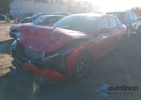 2025 Kia K4 Lxs from USA, damaged, VIN 3KPFT4DE9SE155607